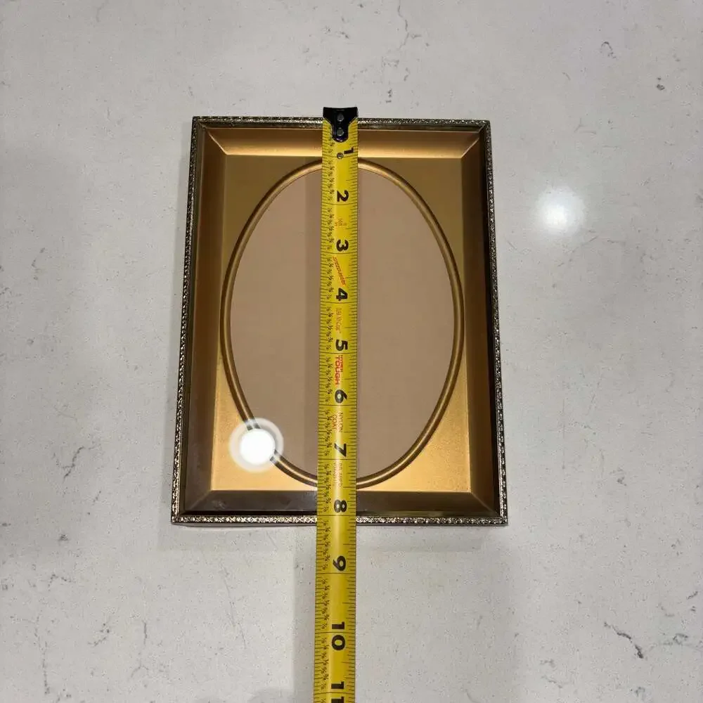 Vintage Intercraft Gold-Tone Metal Picture Frame with Oval Inset
